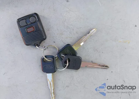 2009 Ford E-150 Commercial/Recreational из США, поврежденный, VIN 1FTNE14W39DA30188